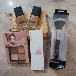 5 PIECE MAKEUP BUNDLE Eye Shadow Foundation Contour Clutch Bag Powder Brush